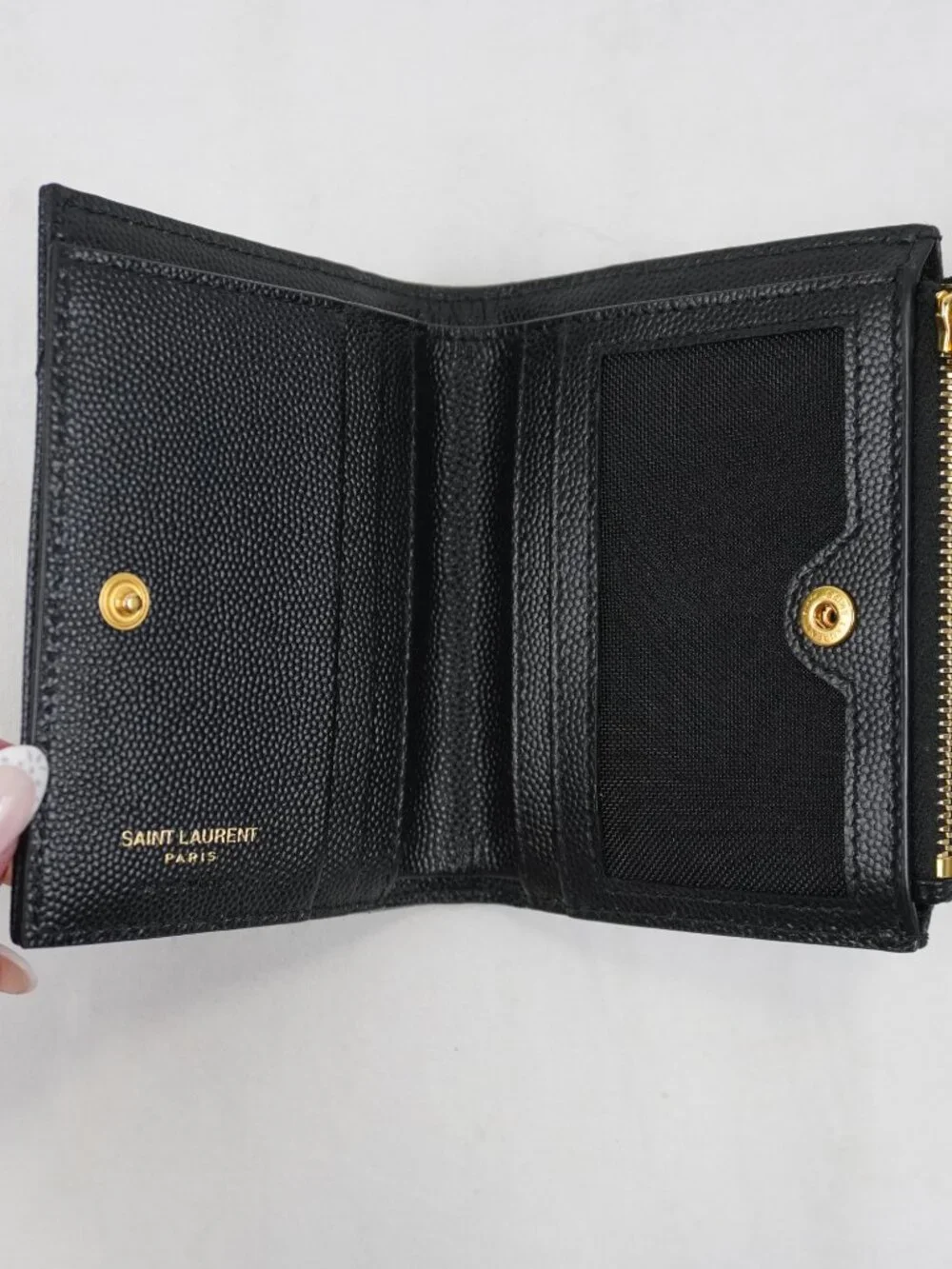 Saint Laurent Cassandre Matelasse Bi-Fold Wallet In Grain Black Leather - NWT - Picture 5 of 11